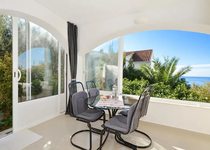 With A Parking Space Mavarstica, Ciovo - 16215 Appartement Trogir