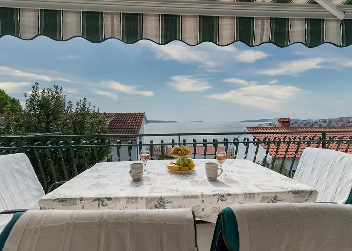 Appartement With A Parking Space Mavarstica, Ciovo - 16215 Trogir