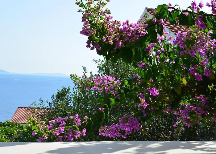 With A Parking Space Mavarstica, Ciovo - 16215 Appartement