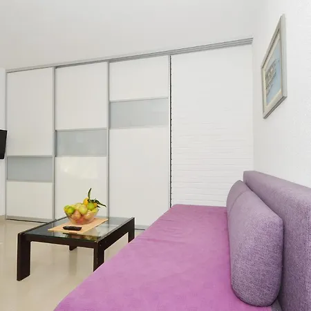 Διαμέρισμα With A Parking Space Mavarstica, Ciovo - 16215 Τρογκίρ