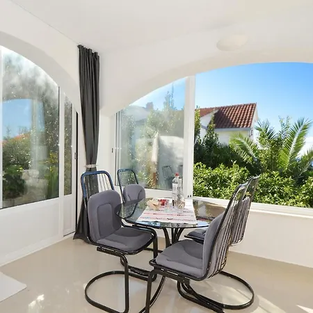 With A Parking Space Mavarstica, Ciovo - 16215 Διαμέρισμα Τρογκίρ