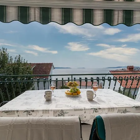 Apartment With A Parking Space Mavarstica, Ciovo - 16215 Trogir