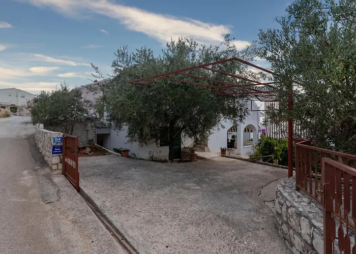 With A Parking Space Mavarstica, Ciovo - 16215 Apartament Trogir